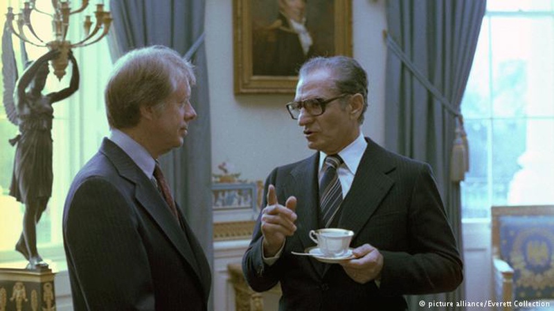  ईरान के पूर्व नरेश अमरीकी राष्ट्रपति जिमी कार्टर के साथ